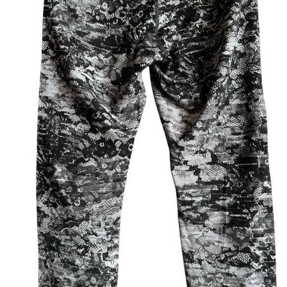 Lululemon Wunder Under High-Rise 7/8 Tight Size 8 *Full-On Luxtreme 25" - Picture 8 of 14